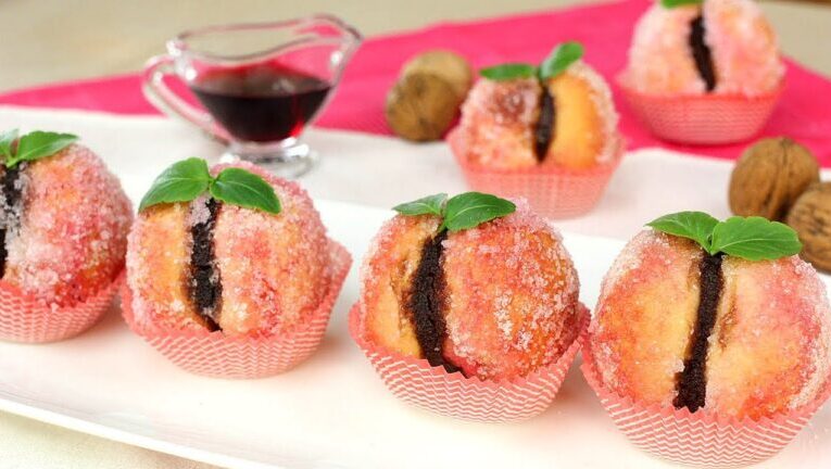 Le deliziose peschette dolci di Benedetta Rossi: una vera tentazione per il palato!